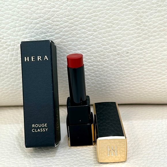 NIB HERA ROUGE CLASSY Travel Size - Picture 1 of 7